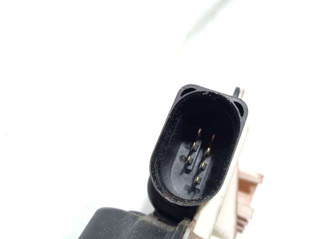 5N1837015A Cerradura de puerta delantera izquierda  disponible Utrera