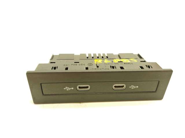 VAG 5NA035736 Concentrador USB  comprar en Albacete