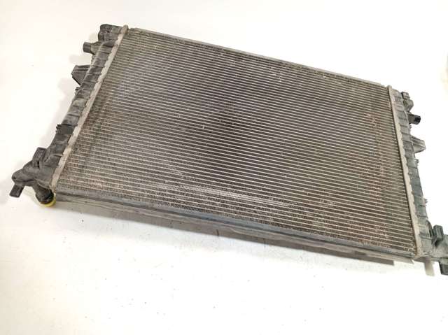 5Q0121251HS VAG Radiador adicional de refrigeración del motor  disponible Vigo
