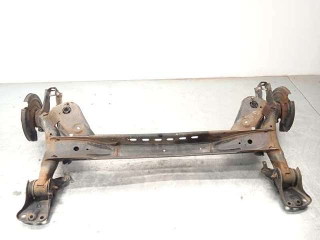 VAG 5Q0501049AS Subchasis trasero soporte motor  disponible Lugo
