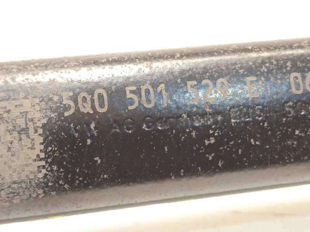 5Q0501529E VAG Brazo transversal de suspensión trasera  en stock Córdoba