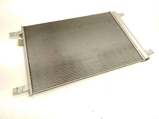 VAG 5Q0816411BD Condensador aire acondicionado comprar Pamplona