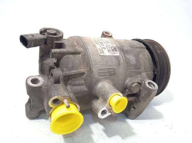 5Q0820803D Compresor de aire acondicionado  disponible Málaga