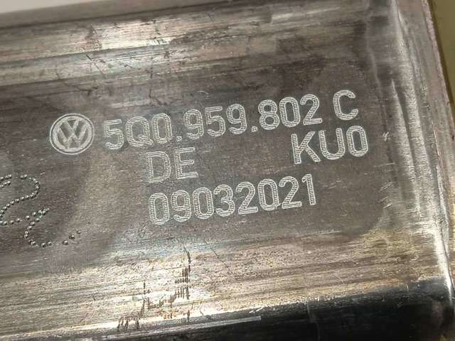 5Q0959802C Porsche