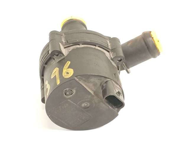 VAG 5Q0965567J Bomba de agua eléctrica auxiliar  comprar en Ponferrada