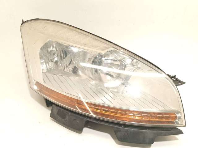 6206A8 Faro derecho  en stock Sabadell