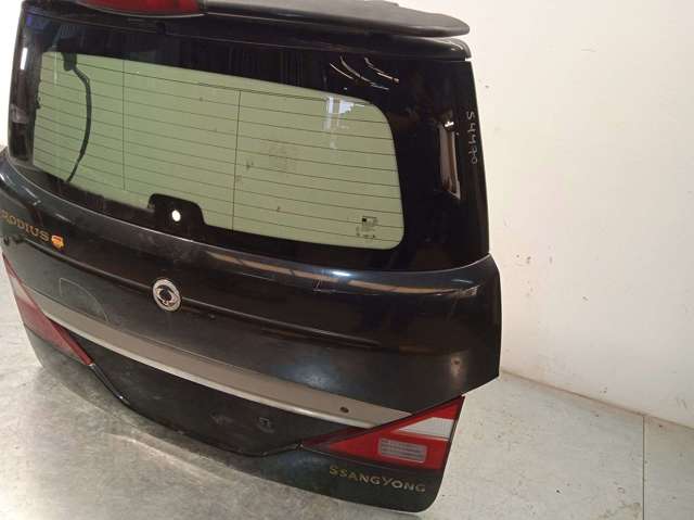 Comprar Puerta trasera del maletero (portón trasero) SsangYong Rodius a bajo precio