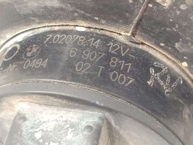 Bomba de agua eléctrica auxiliar 6907811 BMW