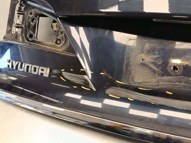 692003Z310 HYUNDAI Tapa del maletero  disponible Ourense