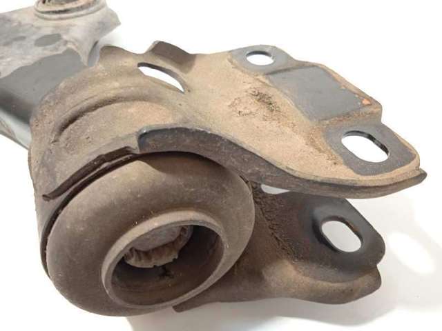 Brazo inferior izquierdo de la suspensión delantera 6G9N3A053EL LAND ROVER