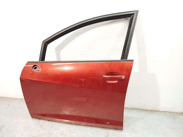 VAG 6J4831055 Puerta delantera izquierda  en stock Salamanca