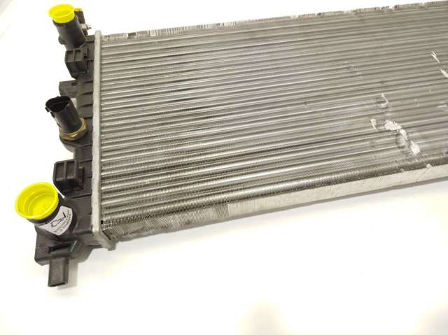 6R0121253 VAG Radiador de refrigeración del motor  disponible Alicante