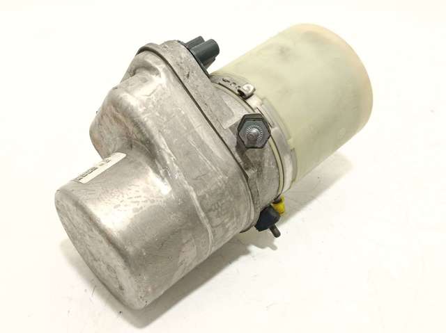 6R0423156 Bomba de dirección  en stock Sabadell
