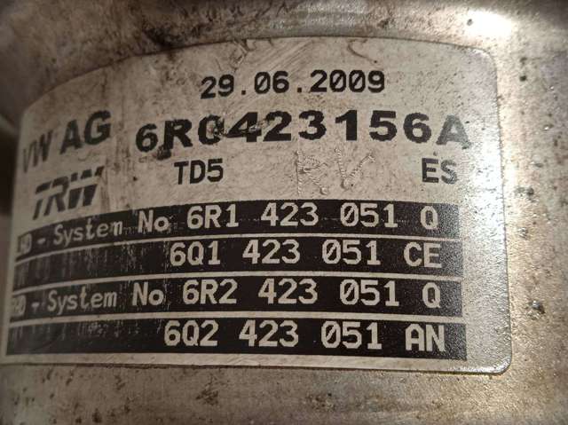 Bomba de dirección asistida  6R0423156A VAG