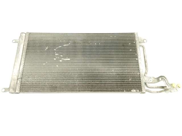 VAG 6R0820411H Condensador aire acondicionado  en stock Terrassa