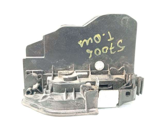 7202148 BMW Cerradura de la puerta trasera derecha  en stock Huelva