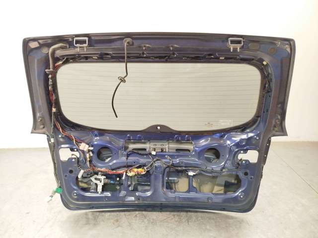 HYUNDAI 737002B030 Puerta trasera comprar Pamplona