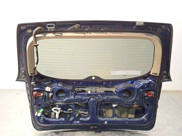 HYUNDAI 737002B030 Puerta trasera comprar Pamplona