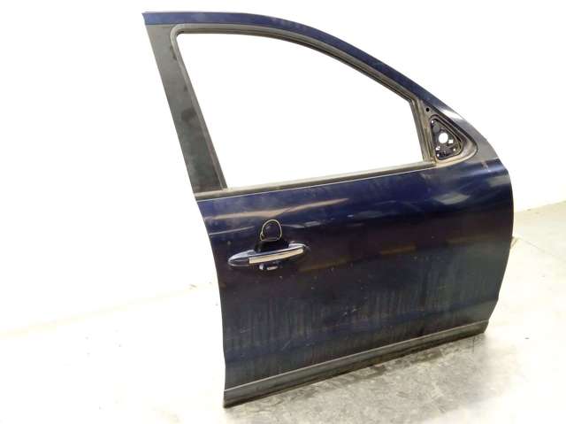 760042B030 HYUNDAI Puerta delantera derecha  en stock Gandía