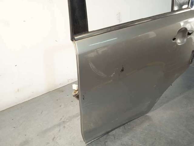 770033W000 HYUNDAI Puerta trasera izquierda comprar Madrid
