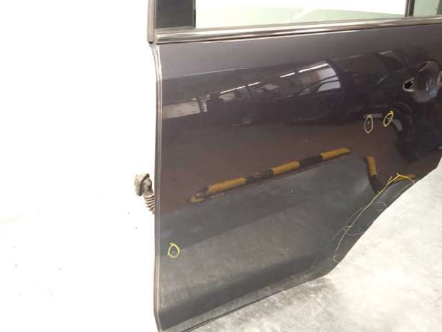 770033W000 HYUNDAI Puerta trasera izquierda  disponible Alicante