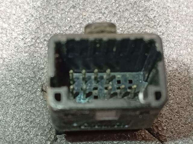 7701068836 Renault (RVI)