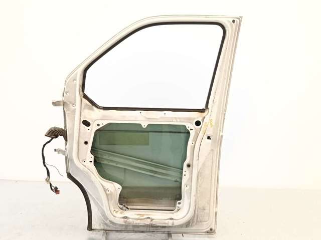 7E0831056F Puerta delantera derecha  en stock Castellón