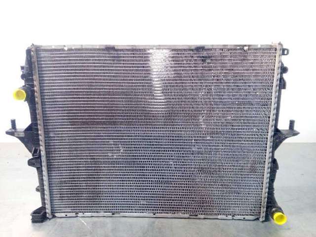 7L0121253A Radiador de refrigeración del motor  comprar en Zaragoza
