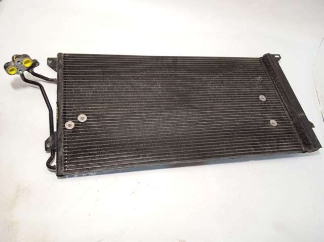 7L0820411G Condensador aire acondicionado  en stock Sabadell