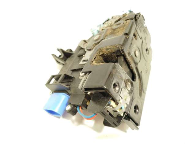 VAG 7L0839016D Cerradura de la puerta trasera derecha  comprar en Murcia