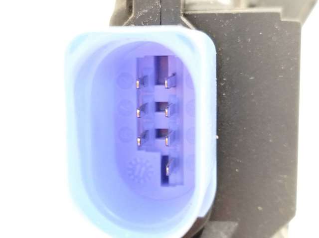 VAG 7L0839016D Cerradura de la puerta trasera derecha comprar Pamplona