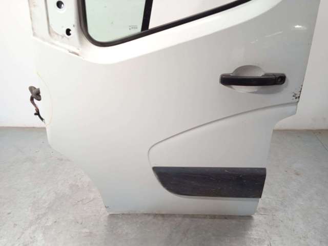 801017005R Puerta delantera izquierda  en stock Granada