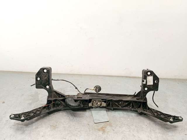 Soporte de radiador  8200290143 RENAULT