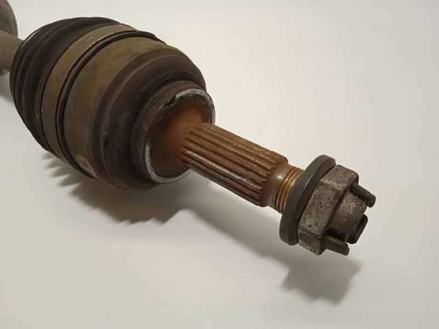 Semieje delantero derecho 8201045819 RENAULT