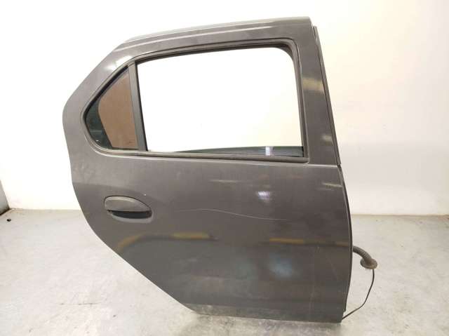 RENAULT 821000293R Puerta trasera derecha  comprar en Ponferrada