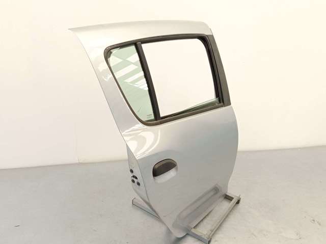 821002434R Puerta trasera derecha comprar Girona