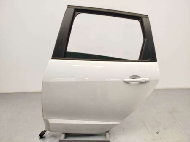 821017991R RENAULT Puerta trasera izquierda  disponible Alicante