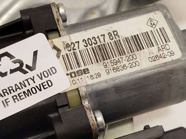 827303178R Motor del elevalunas de la puerta trasera derecha  disponible Utrera