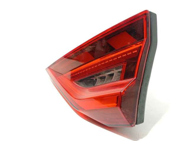 VAG 82A945094B Piloto trasero interior derecho  en stock Salamanca