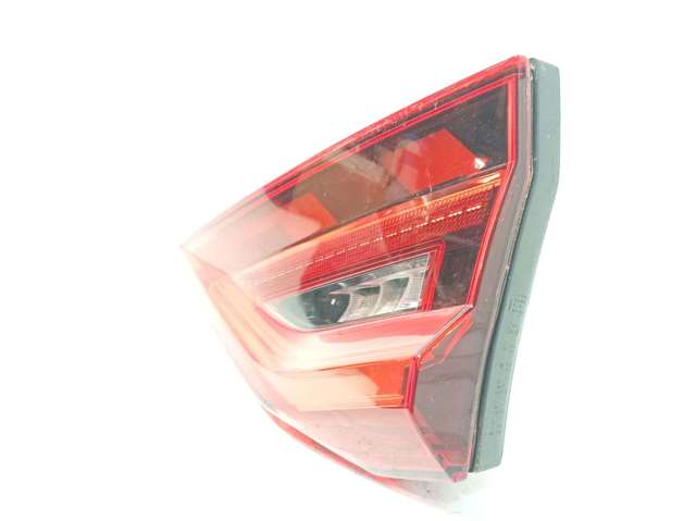 82A945094B VAG Piloto trasero interior derecho  disponible Ourense