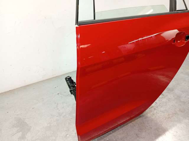 VAG 82G833051 Puerta trasera izquierda  disponible Lugo