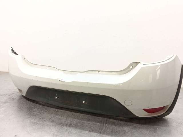 RENAULT 850106057R Parachoques trasero  comprar en Ponferrada