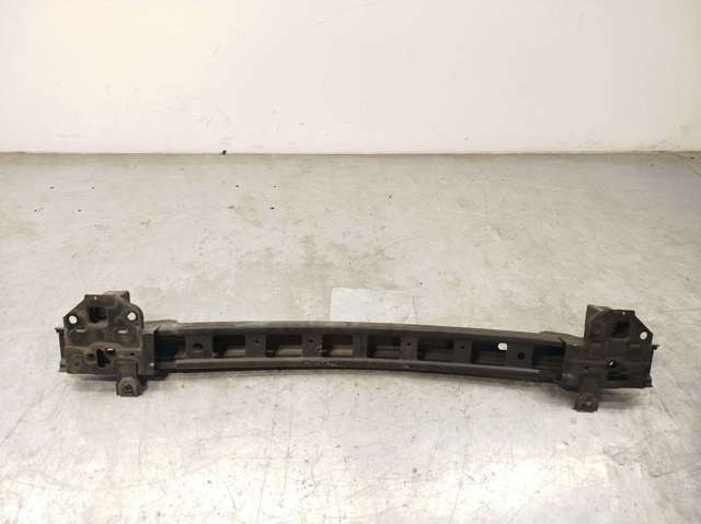 Refuerzo paragolpes delantero 865302B010 HYUNDAI