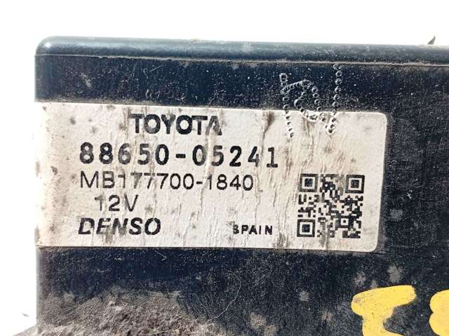8865005241 Toyota