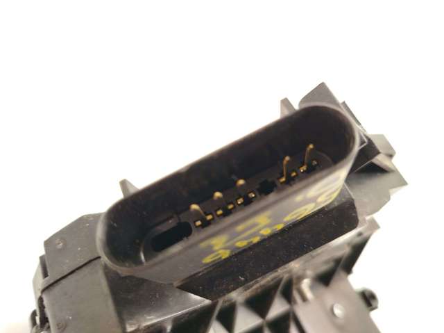FORD 8A6AA21813AD Cerradura  en stock Terrassa