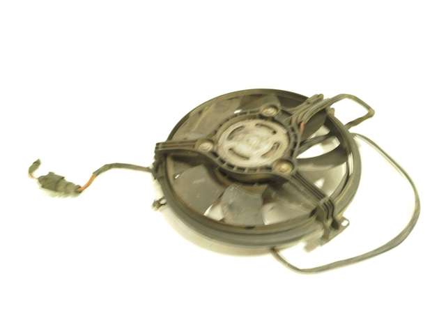 Precio del repuesto Ventilador de refrigeración del motor A8  sedán