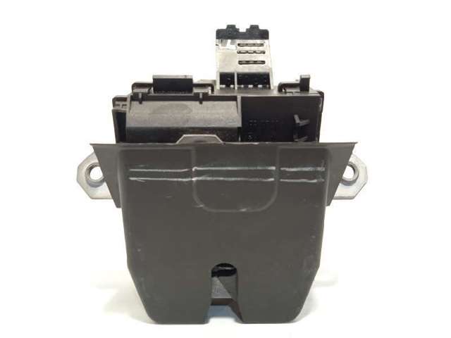 8M51R442A66DA Cerradura de tapa de maletero  disponible Málaga