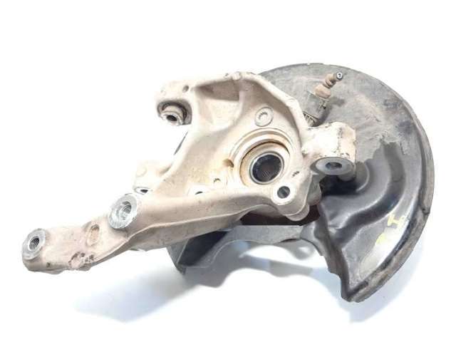 Cubo de rueda, Eje delantero 8V0598625C VAG