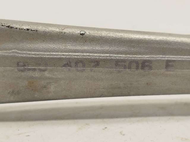8W0407506E VAG Brazo superior derecho de la suspensión delantera  en stock Córdoba