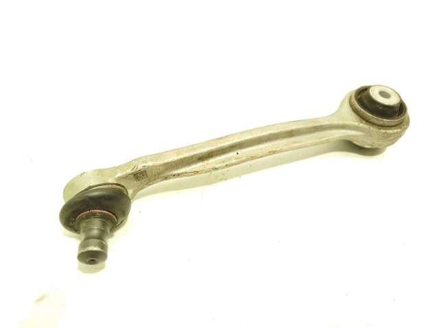 Triángulo de suspensión delantera, superior izquierda 8W0407509E VAG